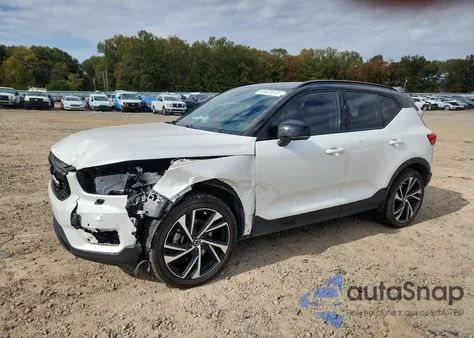 2021 Volvo Xc40 T5 R-Design из США, поврежденный, VIN YV4162UM9M2562790